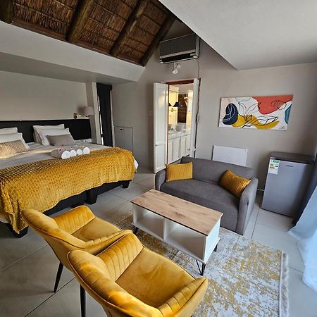 Bettie'S Luxury Lodge Kroonstad Εξωτερικό φωτογραφία