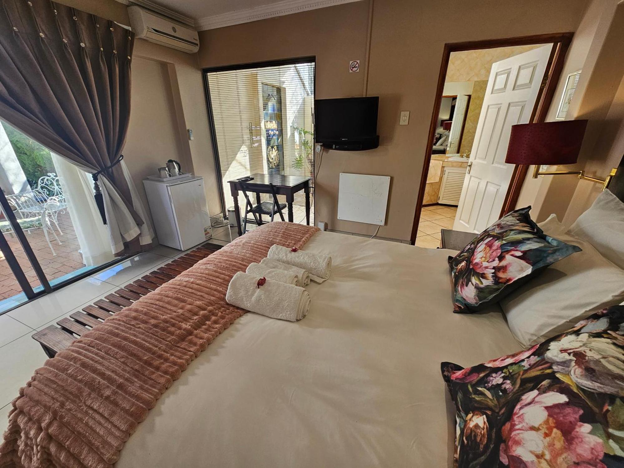 Bettie'S Luxury Lodge Kroonstad Εξωτερικό φωτογραφία