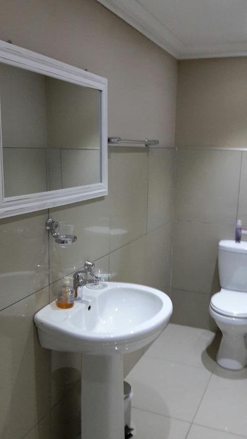 Bettie'S Luxury Lodge Kroonstad Δωμάτιο φωτογραφία