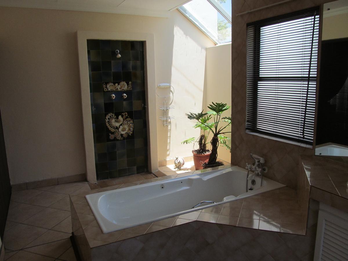 Bettie'S Luxury Lodge Kroonstad Δωμάτιο φωτογραφία