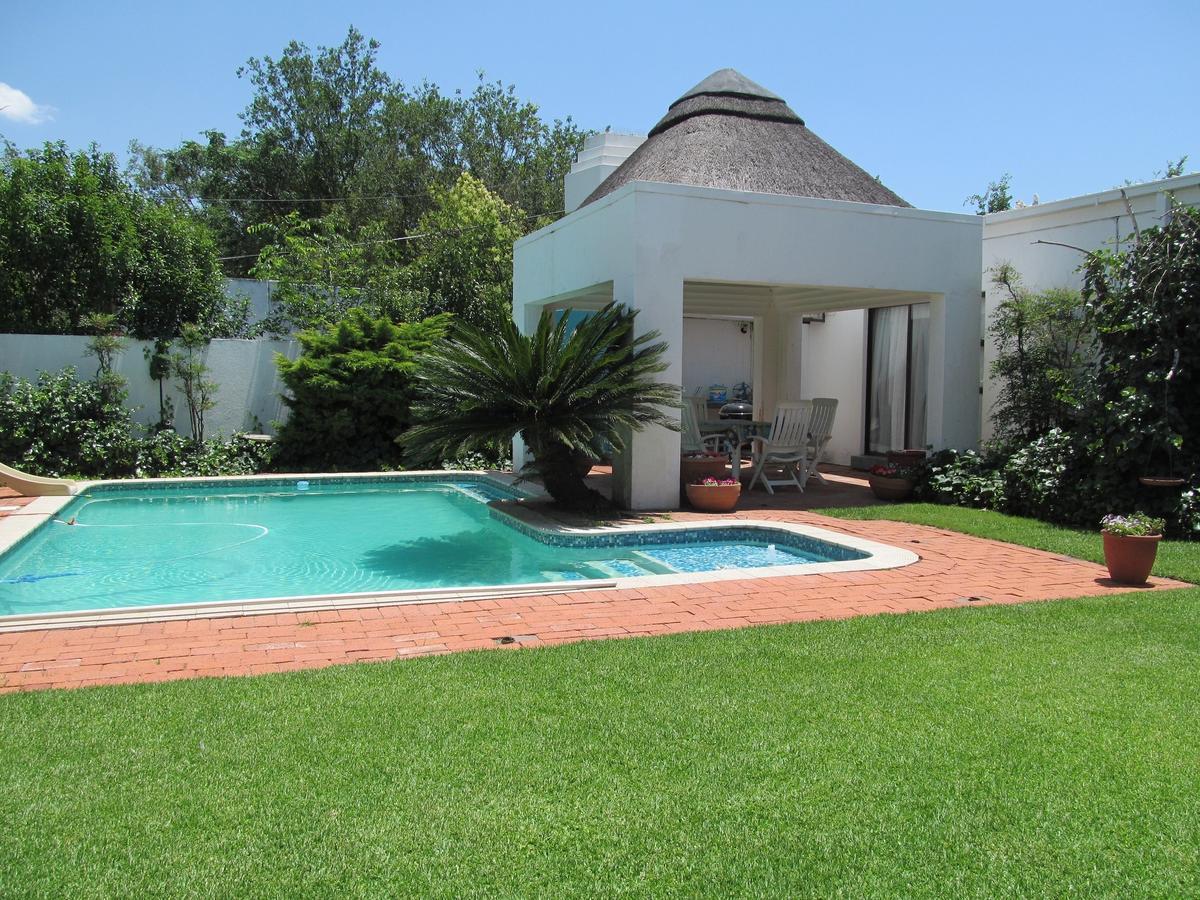 Bettie'S Luxury Lodge Kroonstad Δωμάτιο φωτογραφία